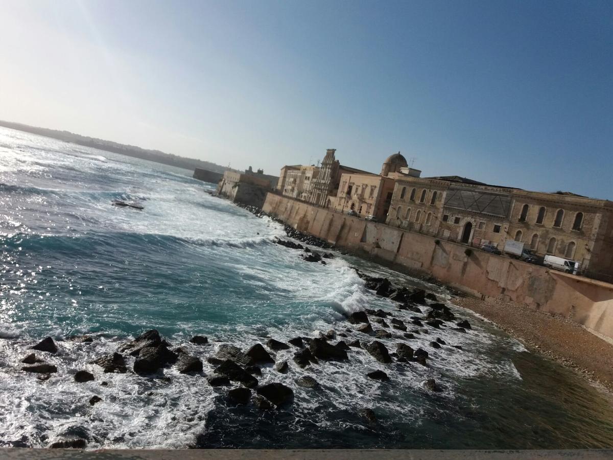 Вилла Ai Tintori Di Ortigia Сиракузы Экстерьер фото